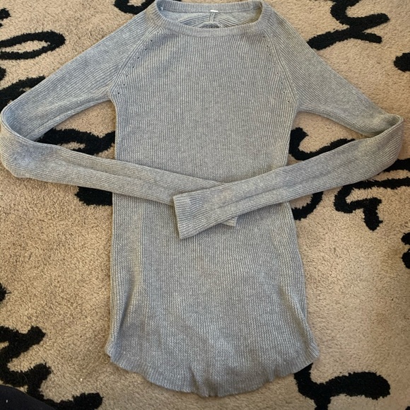 Sweater - Picture 1 of 1